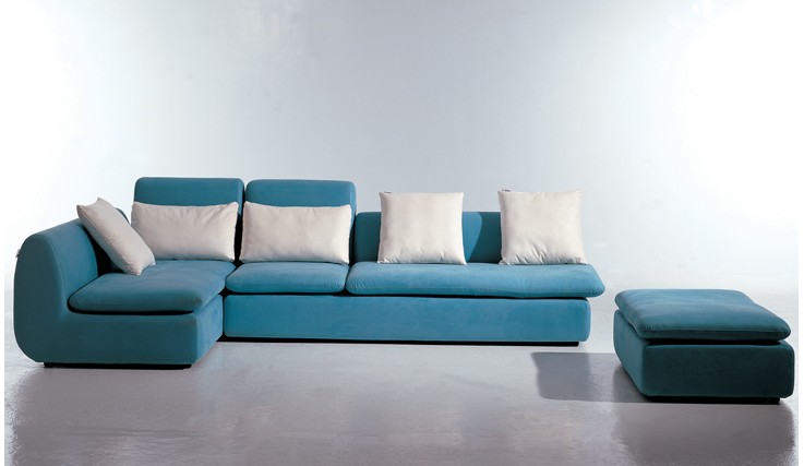 長(zhǎng)安保潔公司是如何清洗不同材質(zhì)沙發(fā)？